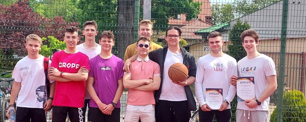 Read more about the article Mistrzostwa Powiatu w Koszykówce 3×3 w ramach Licealiady.